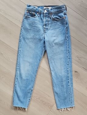 Levi's Premium Wedgie Icon Button Fly Raw Hem Denim Jeans, Sz 24